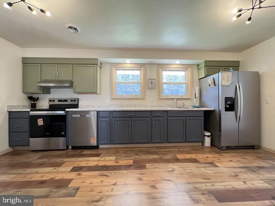 1194 Jenkins Run Rd, Moorefield, WV 26836 - #2