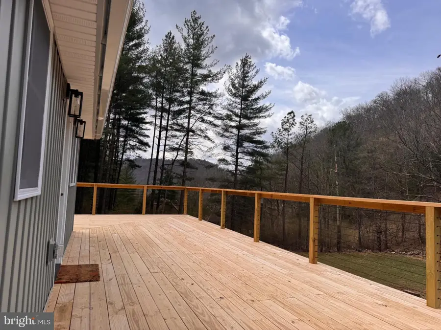 656 Wildlife Dr, Lost City, WV 26810 - #2