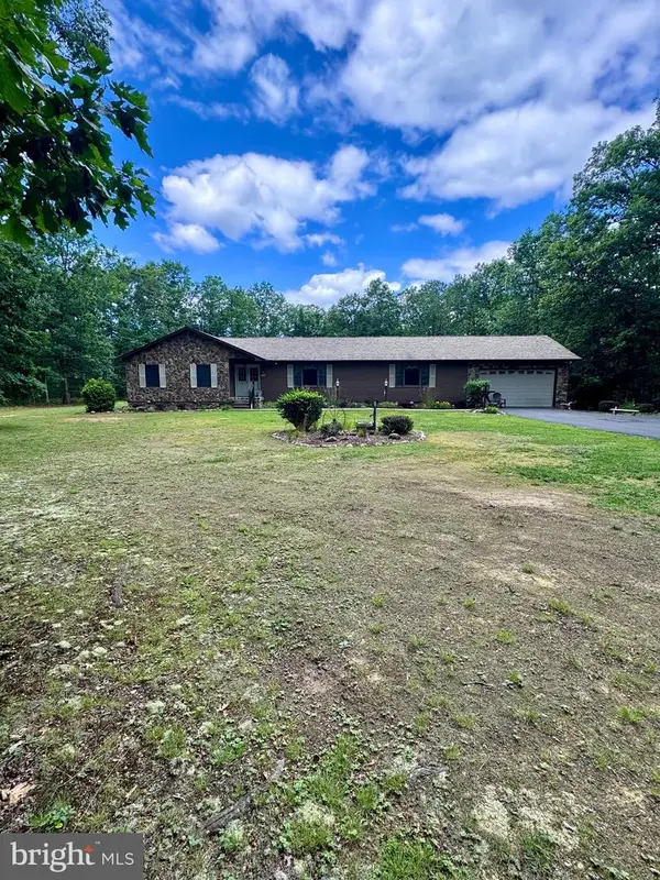 544 Summit Dr, MOOREFIELD, WV 26836