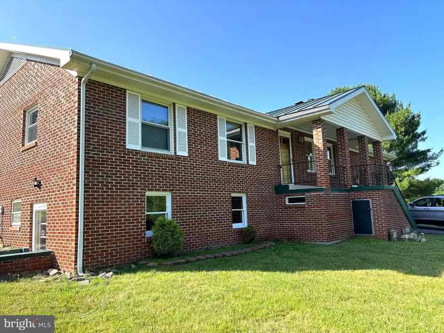 1062 Mill Gap Rd, Lost City, WV 26810 - #2