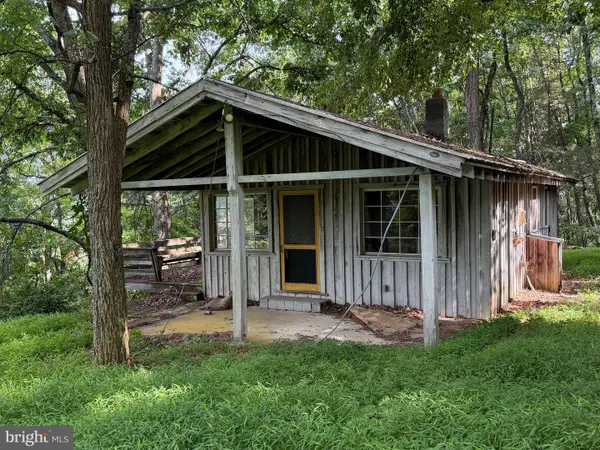 584 Berry Mountain Ln, MATHIAS, WV 26812