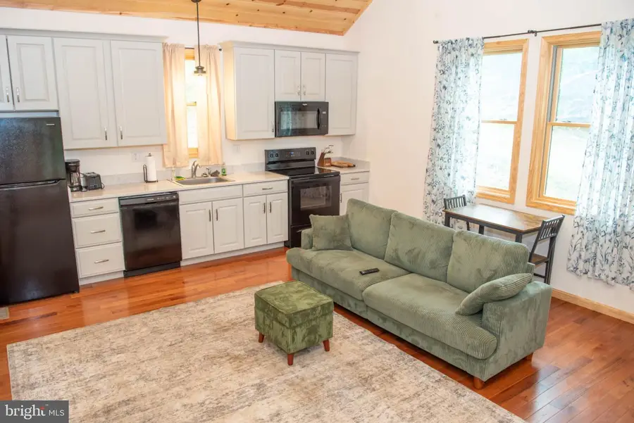 166 Kodiak Ct, Baker, WV 26801 - #3