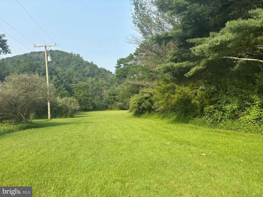 937 Wildlife Dr, Lost City, WV 26810 - #3