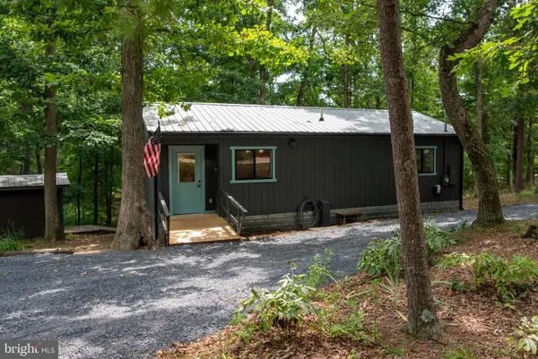689 Snyders Ridge Rd, MATHIAS, WV 26812