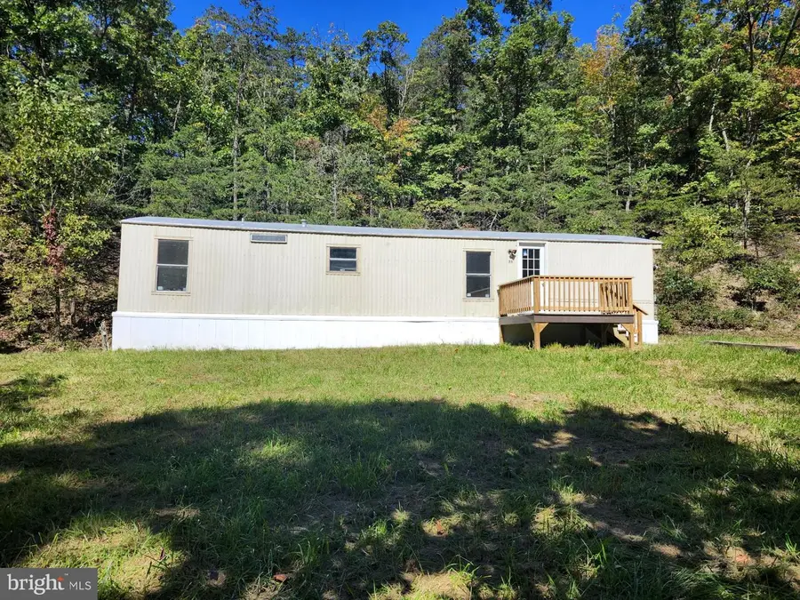 6 Blooms Ln, Moorefield, WV 26836 - #2