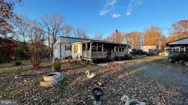 75 Foxy Ln, DELRAY, WV 26714