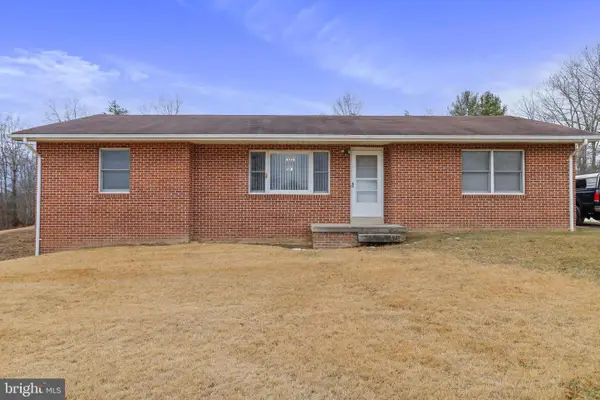 201 Rebel Hill Dr, AUGUSTA, WV 26704