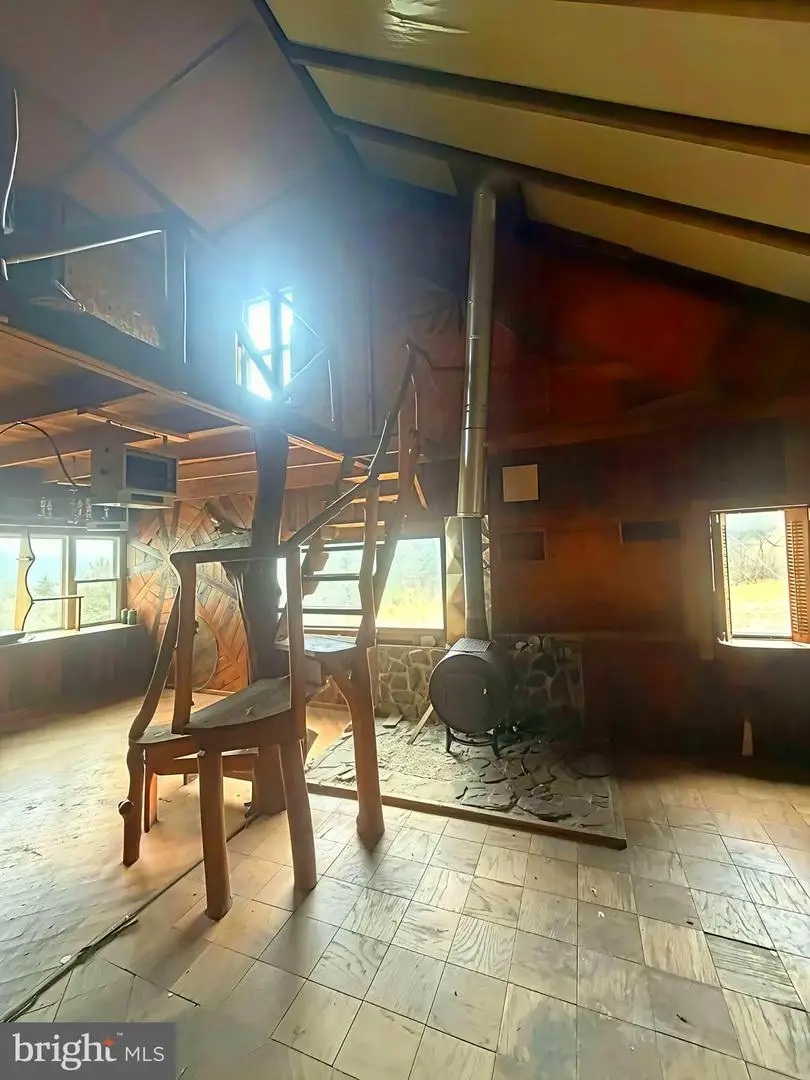 986 Rushing River Rd, Augusta, WV 26704 - #2