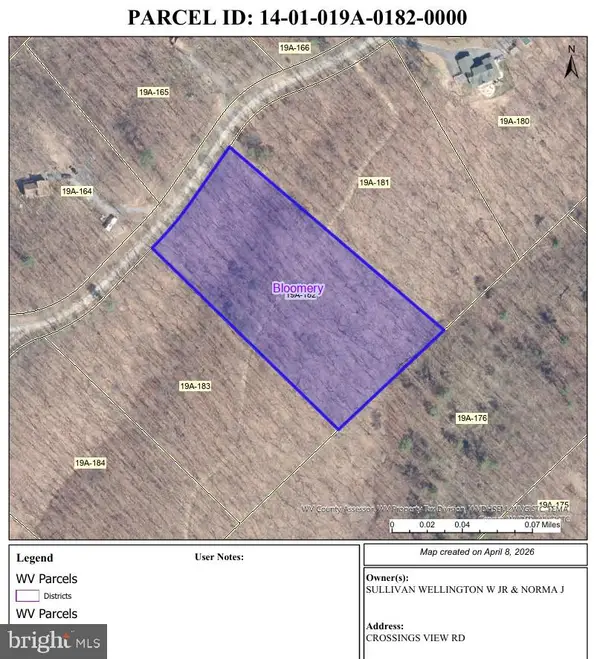 Crossings View Rd Rd, PAW PAW, WV 25434
