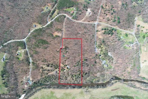 217 Trapper Ln, AUGUSTA, WV 26704