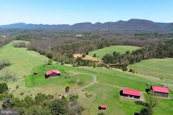 453 Wheaton Dr, PURGITSVILLE, WV 26852