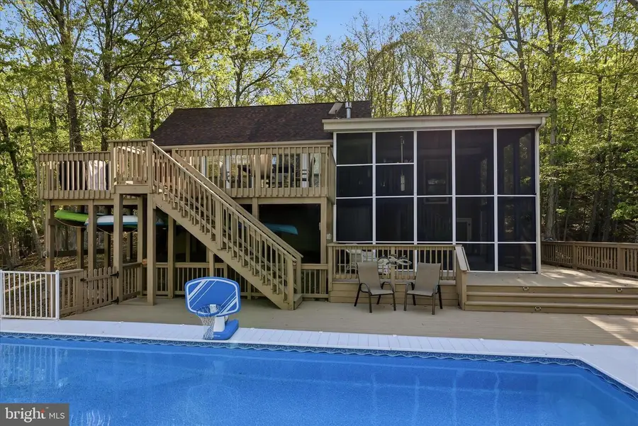 1856 Crossings View Rd, Paw Paw, WV 25434 - #2