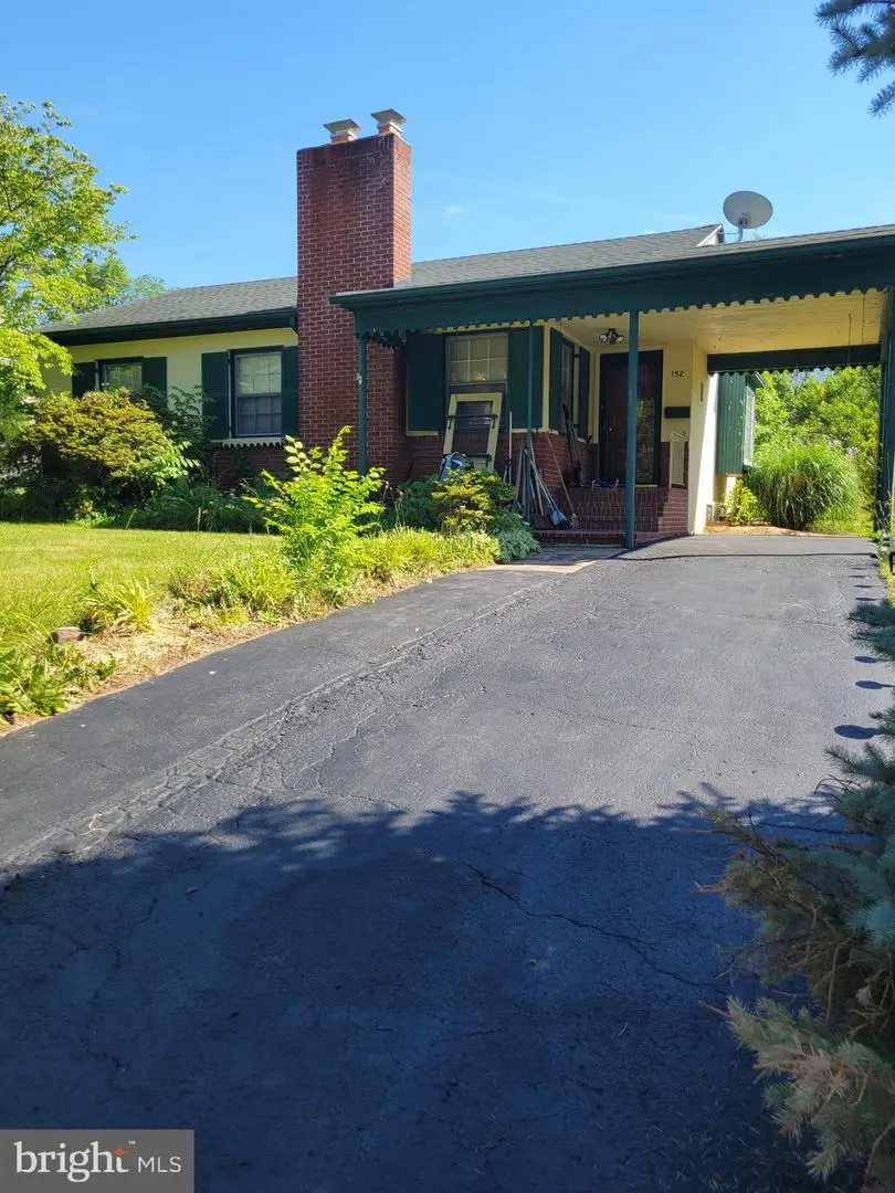 152 Valley St, Romney, WV 26757 - #1