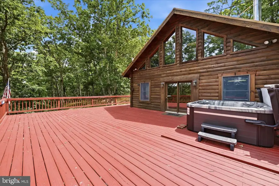 2858 Crossings View Rd, Paw Paw, WV 25434 - #2