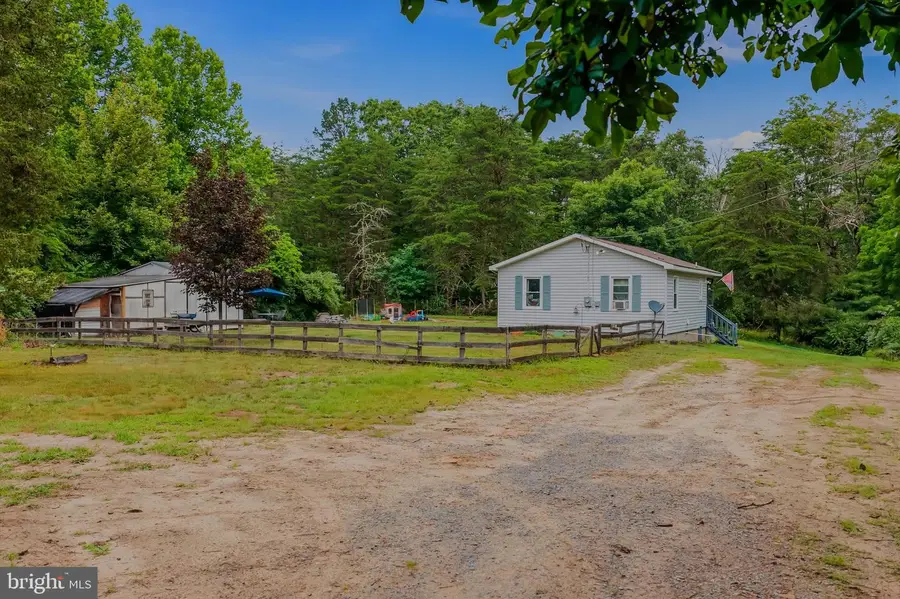 161 Hazel Ln, Capon Bridge, WV 26711 - #2
