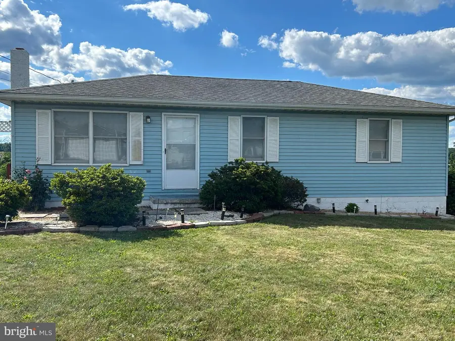 109 W Ridge Loop Rd, Romney, WV 26757 - #2