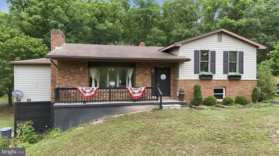 238 Landis Ln, Green Spring, WV 26722 - #2