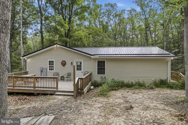 345 Albino Dr, SPRINGFIELD, WV 26763
