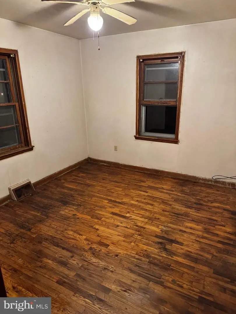 60 Hampshire St, Romney, WV 26757 - #2