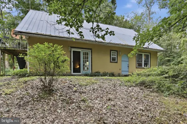 506 Strawberry Ln, AUGUSTA, WV 26704