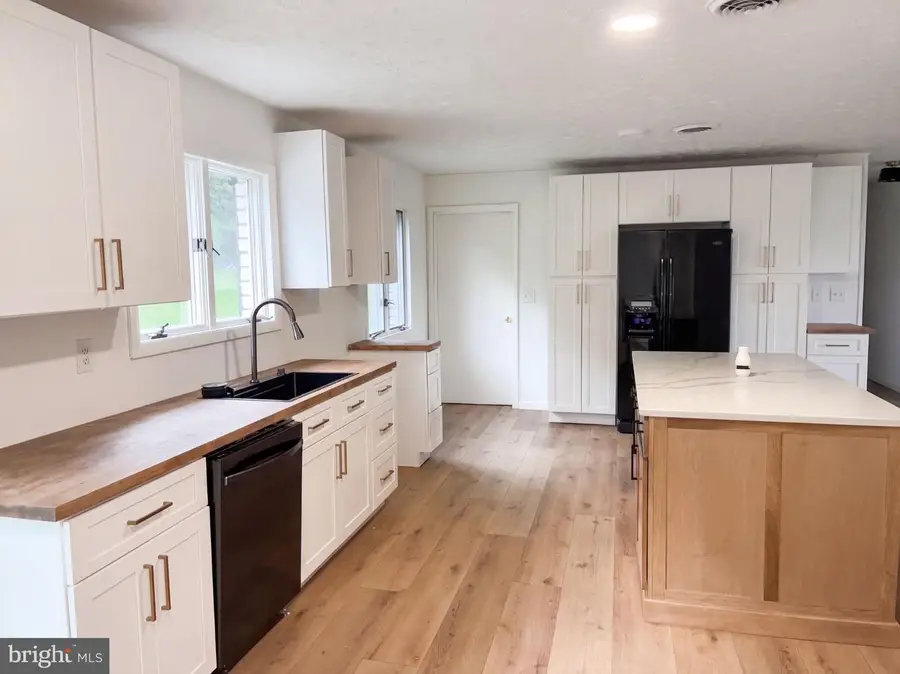 814 Becks Gap Rd, Augusta, WV 26704 - #2