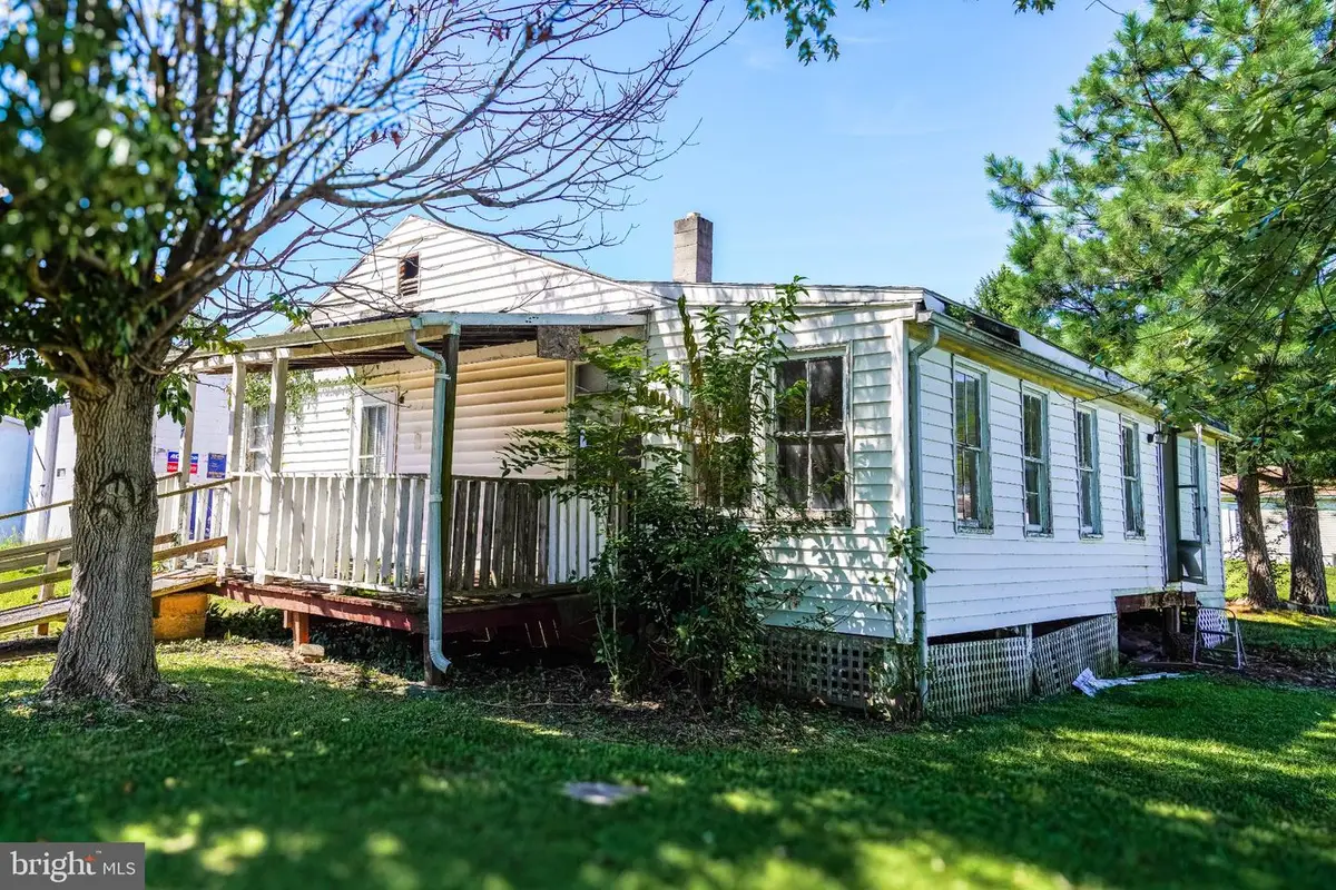 467 Center Ave, Romney, WV 26757 - #1