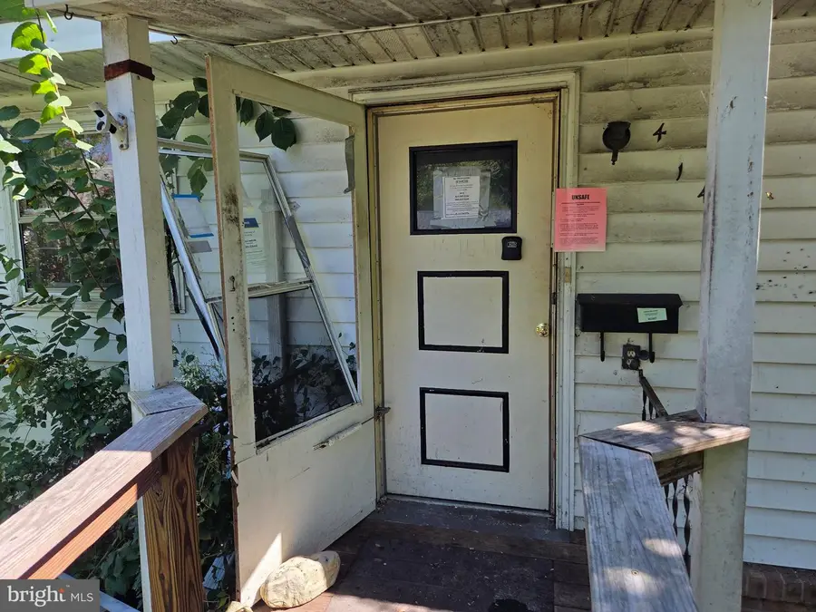 414 Center Ave, Romney, WV 26757 - #3