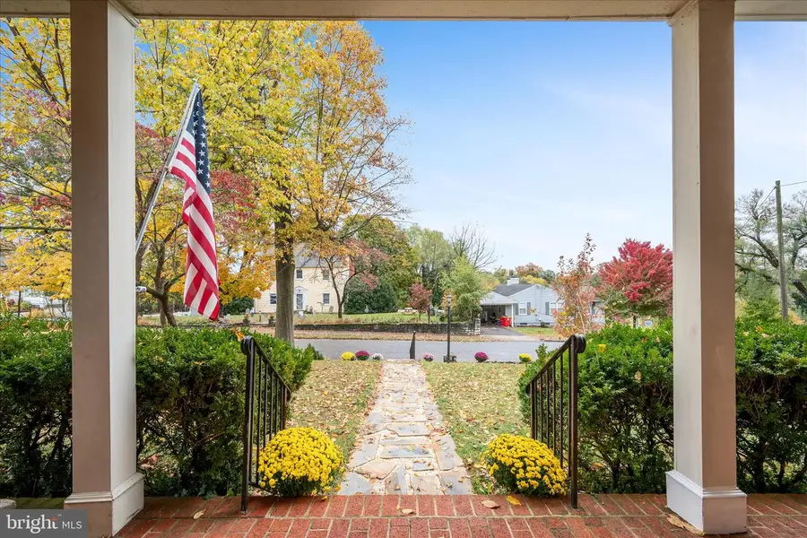 624 S Mildred St, Charles Town, WV 25414 - Image #3