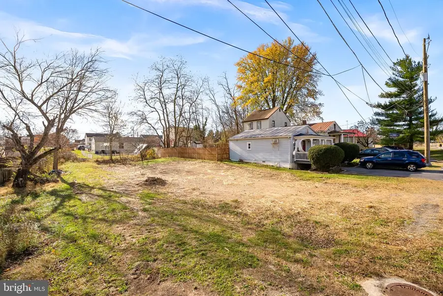 406 E 11th Ave, Ranson, WV 25438 - Image #3