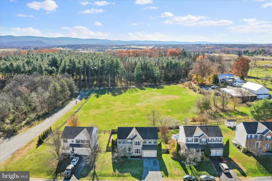 164 Victoria Lane, Charles Town, WV 25414 - Image #2