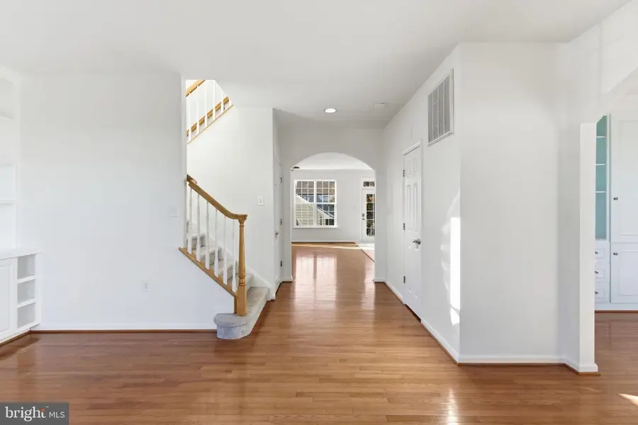 320 Braddock St, Charles Town, WV 25414 - Image #3