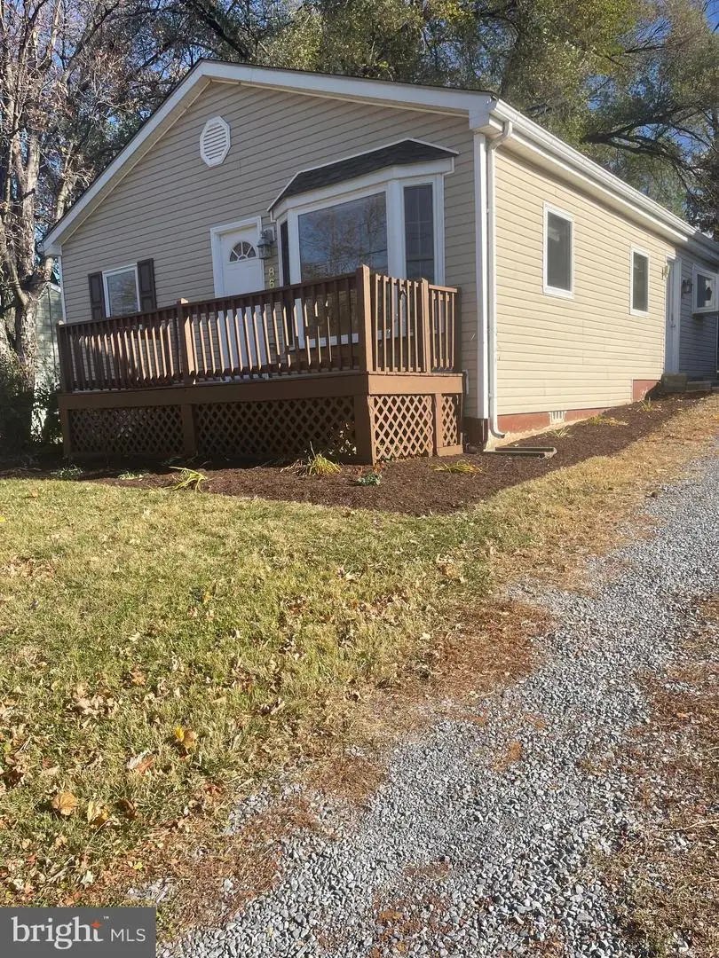 868 Jefferson Ave, Charles Town, WV 25414 - Image #1