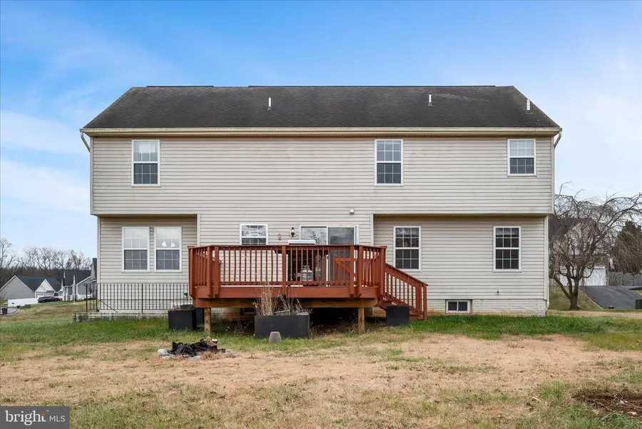 211 Stratus Dr, Kearneysville, WV 25430 - Image #3