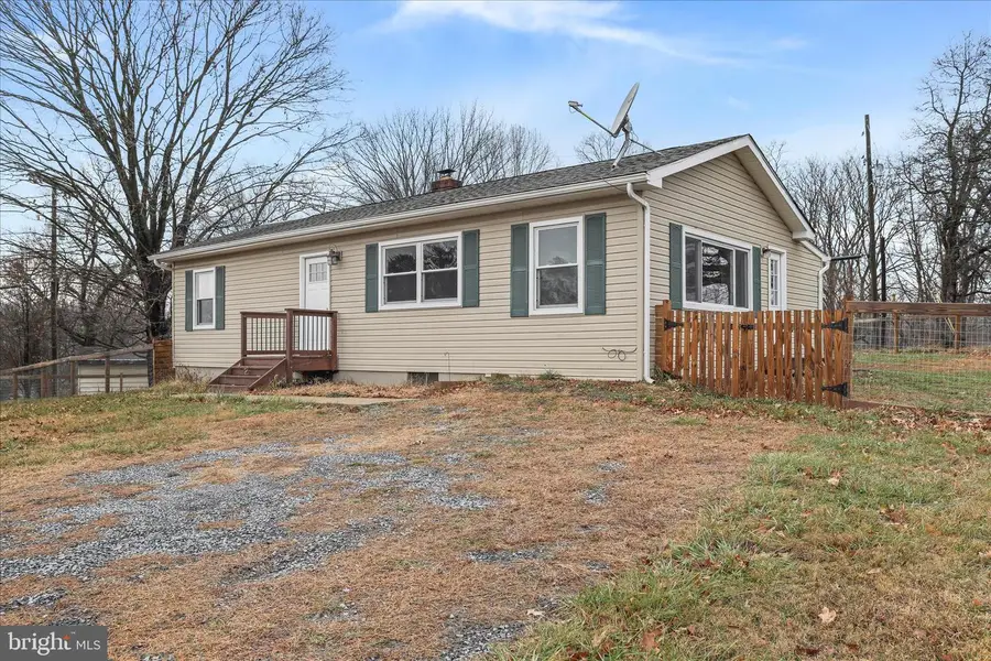 224 Marcum Ln, Harpers Ferry, WV 25425 - Image #2