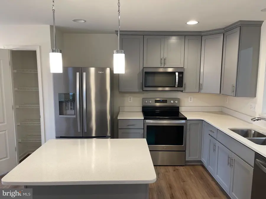 67 Tate Manor Dr, Charles Town, WV 25414 - Image #2