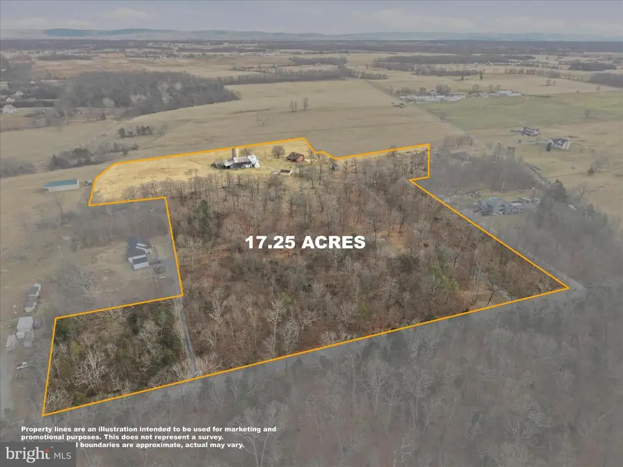 2048 Hinton Rd, Kearneysville, WV 25430 - Image #2