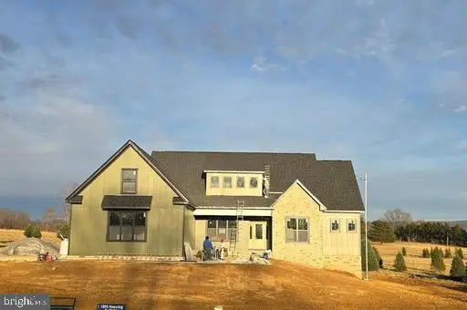 Oxbow Ct, HARPERS FERRY, WV 25425