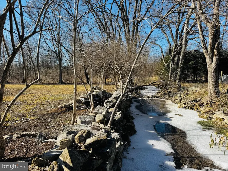 9 King St, Kearneysville, WV 25430 - Image #2