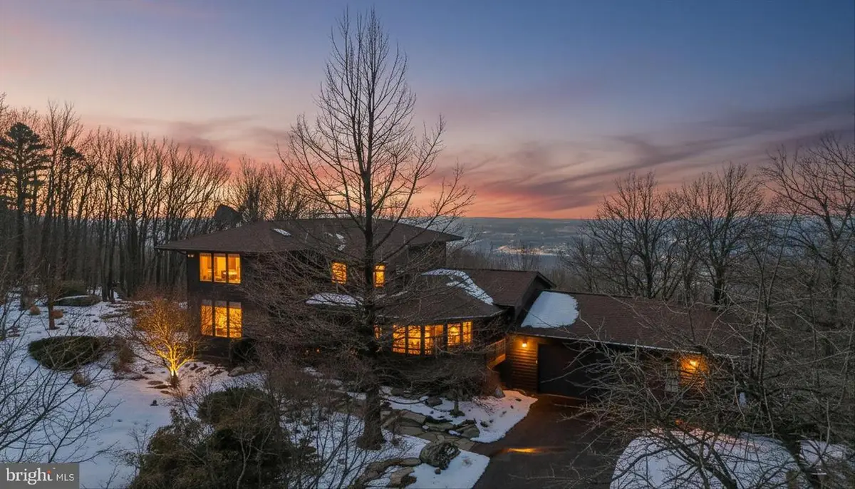 1156 Eagles Nest Ln, Harpers Ferry, WV 25425 - #1