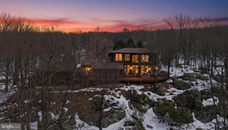 1156 Eagles Nest Ln, Harpers Ferry, WV 25425 - #2