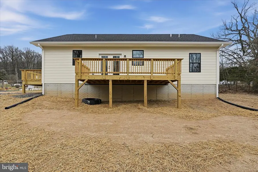 985 Hostler Rd, Harpers Ferry, WV 25425 - Image #2