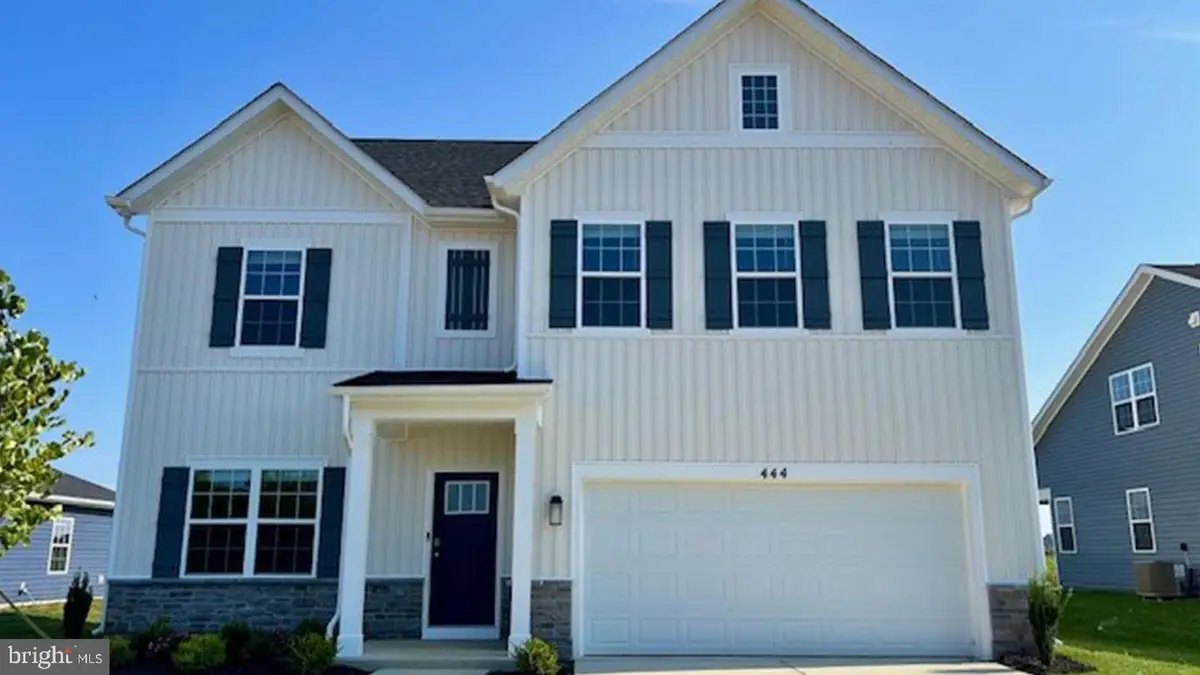 547 Atkinson St, Shenandoah Junction, WV 25442 - #1