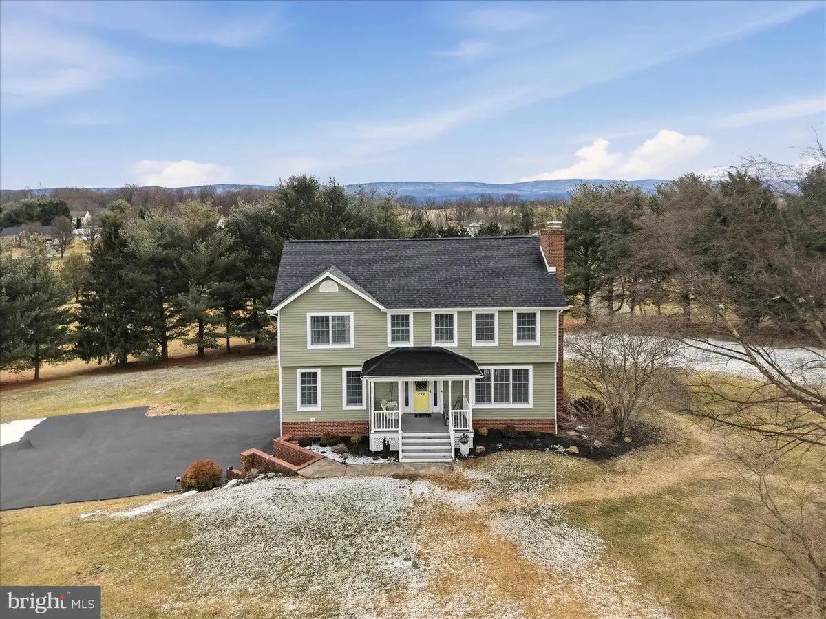 222 Heath Dr, Charles Town, WV 25414 - #1