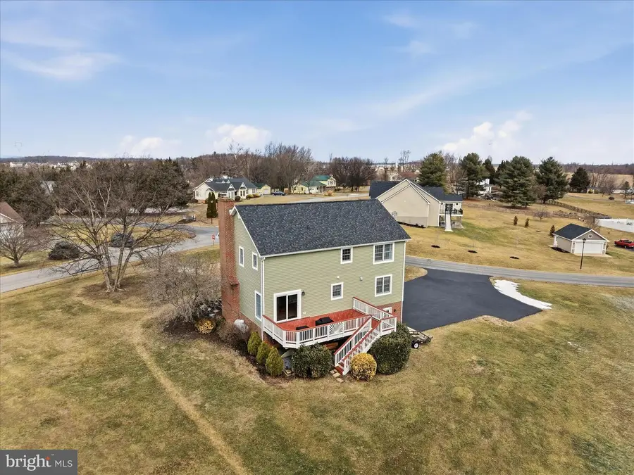 222 Heath Dr, Charles Town, WV 25414 - #2