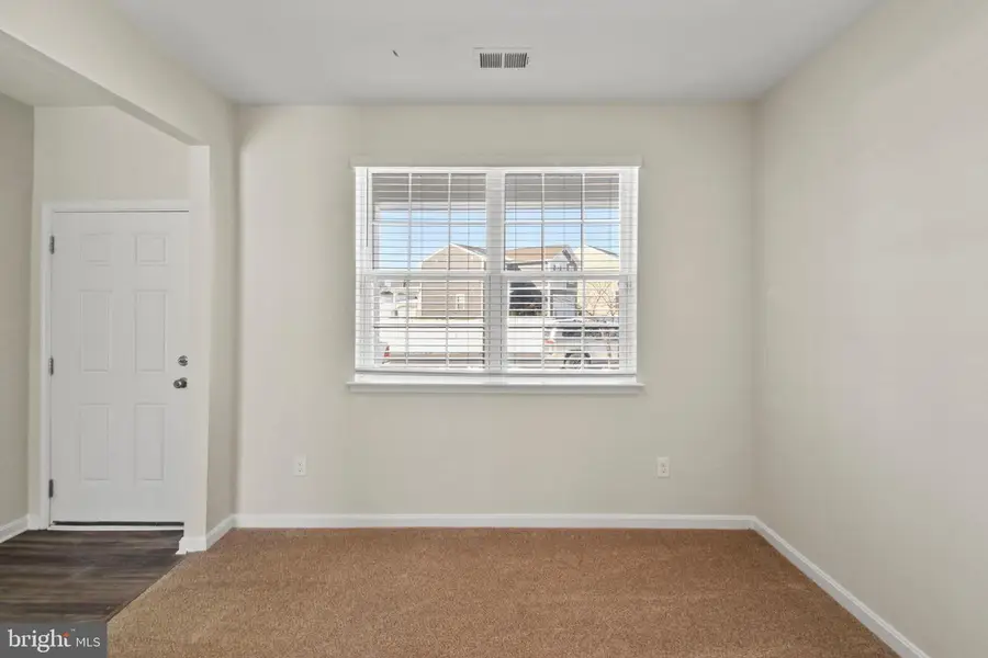 194 Gumspring Dr, Charles Town, WV 25414 - #2