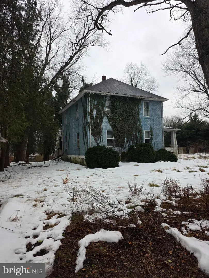 86 Benson Dr, Harpers Ferry, WV 25425 - #1