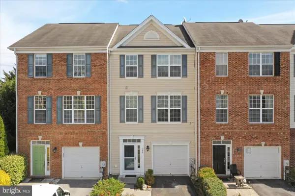 384 Starkeys Lndg, SHEPHERDSTOWN, WV 25443