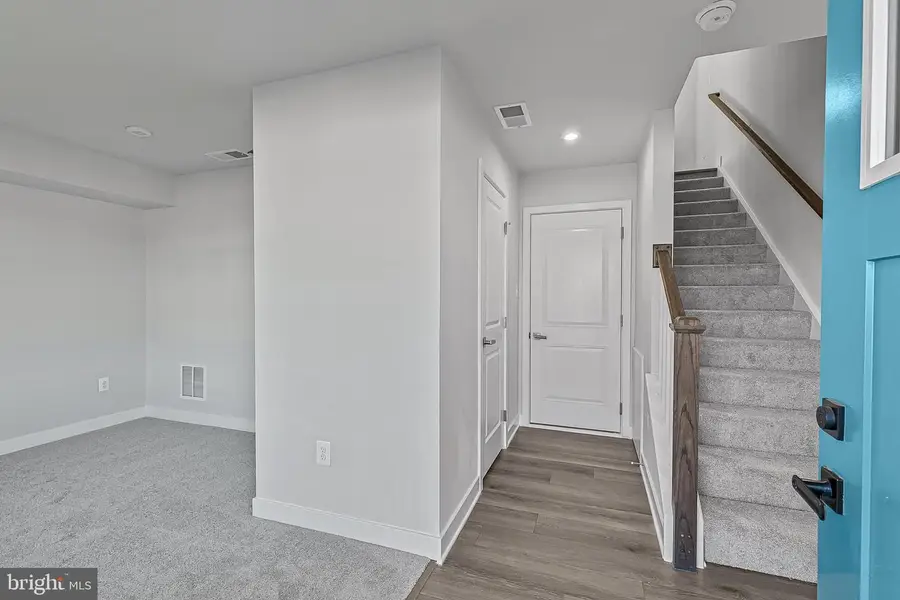 1105 Oasis Ave, Ranson, WV 25438 - #2