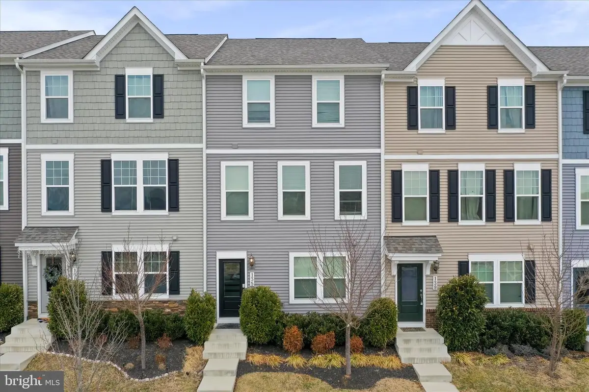 135 Presidents Pointe Ave, Ranson, WV 25438 - #1