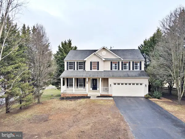 830 Sawgrass Dr, CHARLES TOWN, WV 25414